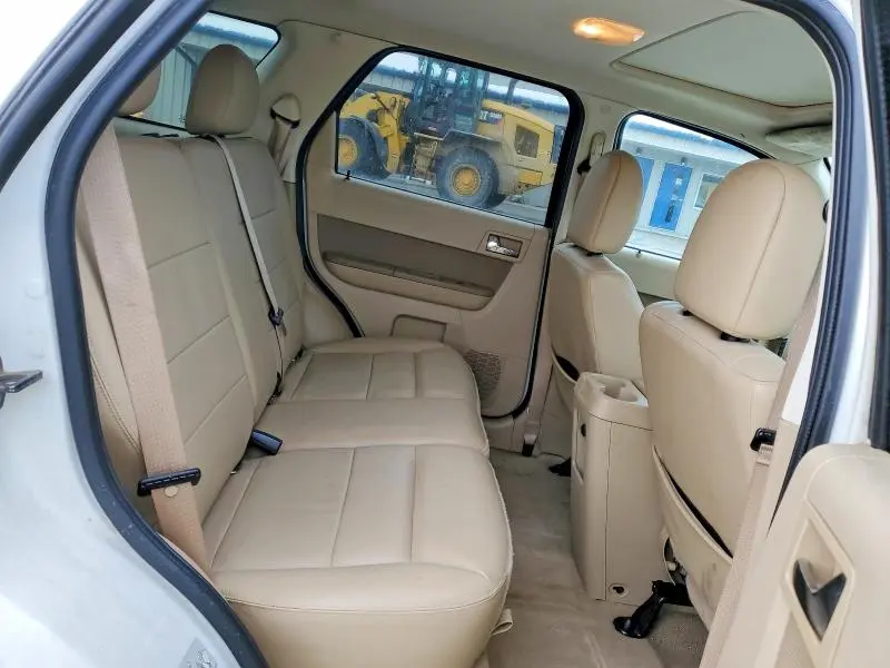 2011 FORD ESCAPE LIMITED  