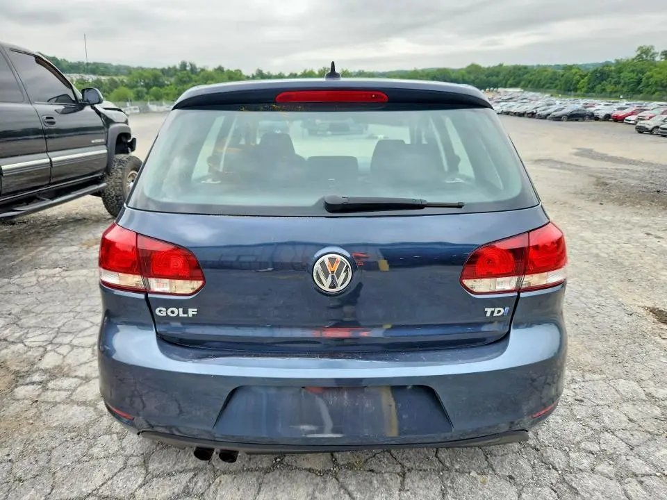 2013 VOLKSWAGEN GOLF   