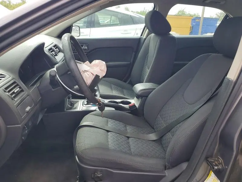 2011 FORD FUSION SE  