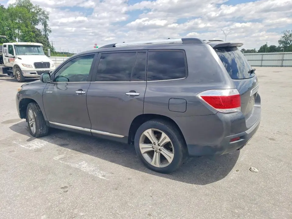2011 TOYOTA HIGHLANDER LIMITED  