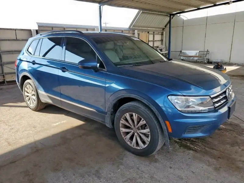 2018 VOLKSWAGEN TIGUAN SE  