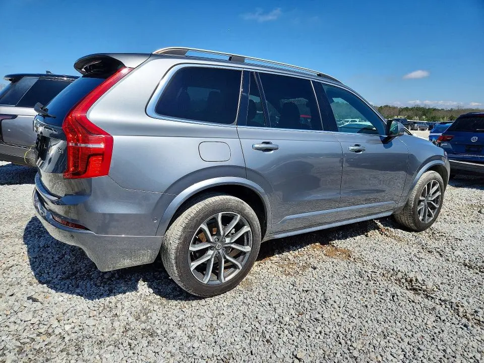 2016 VOLVO XC90 T6  