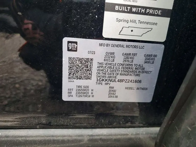 2023 GMC ACADIA SLT  