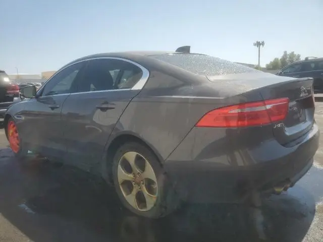 2017 JAGUAR XE PRESTIGE  