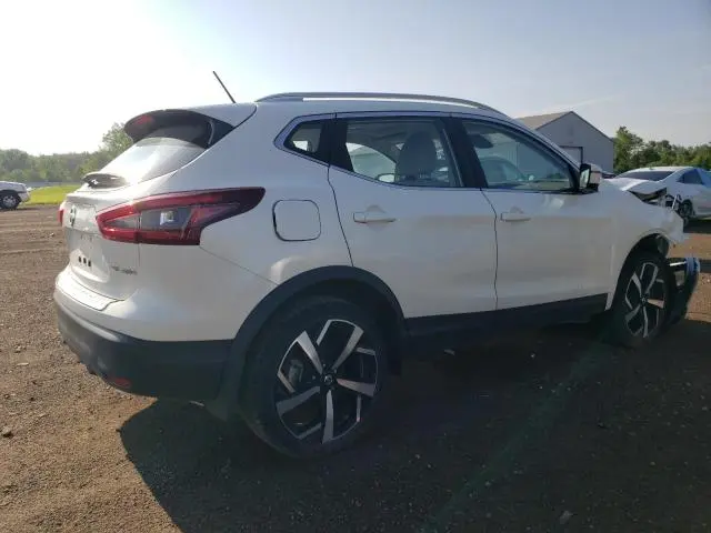 2022 NISSAN ROGUE SPORT SL  