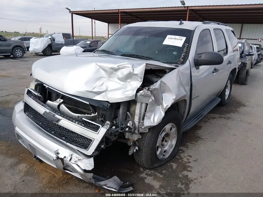 2010 CHEVROLET TAHOE LS