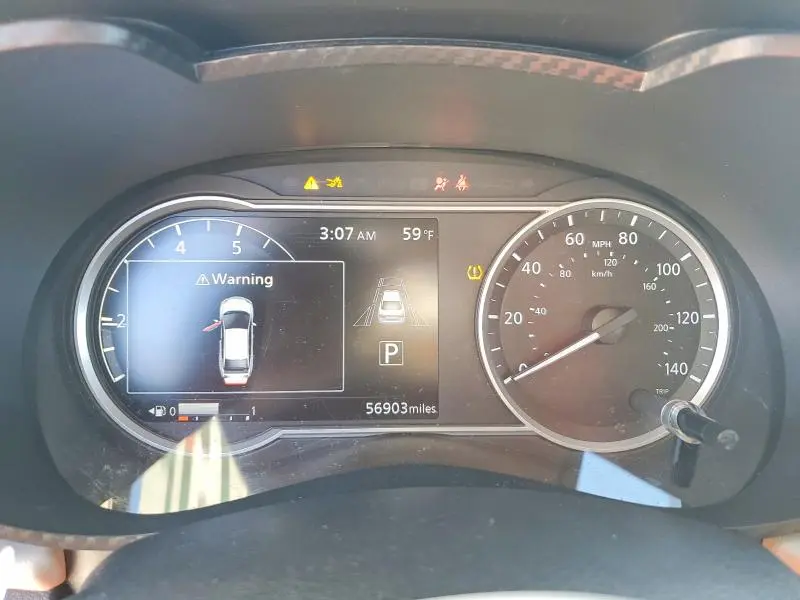 2021 NISSAN VERSA SV  