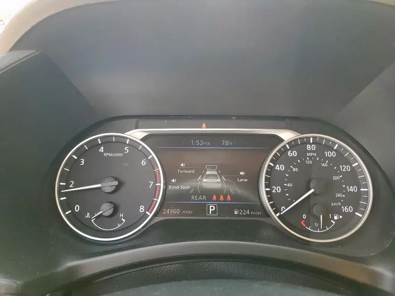 2024 NISSAN SENTRA SV  