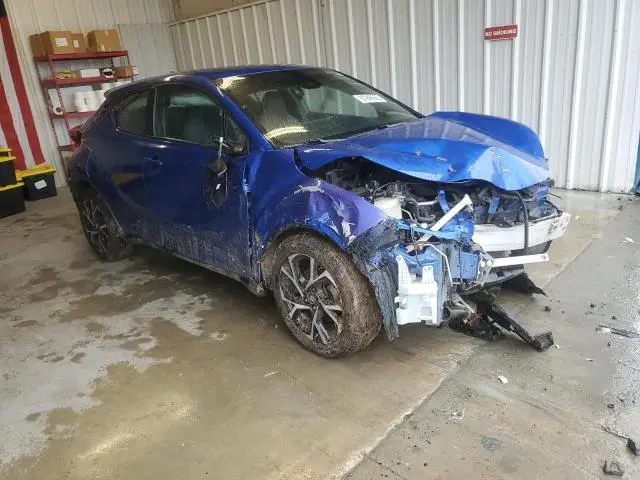 2018 TOYOTA C-HR XLE  