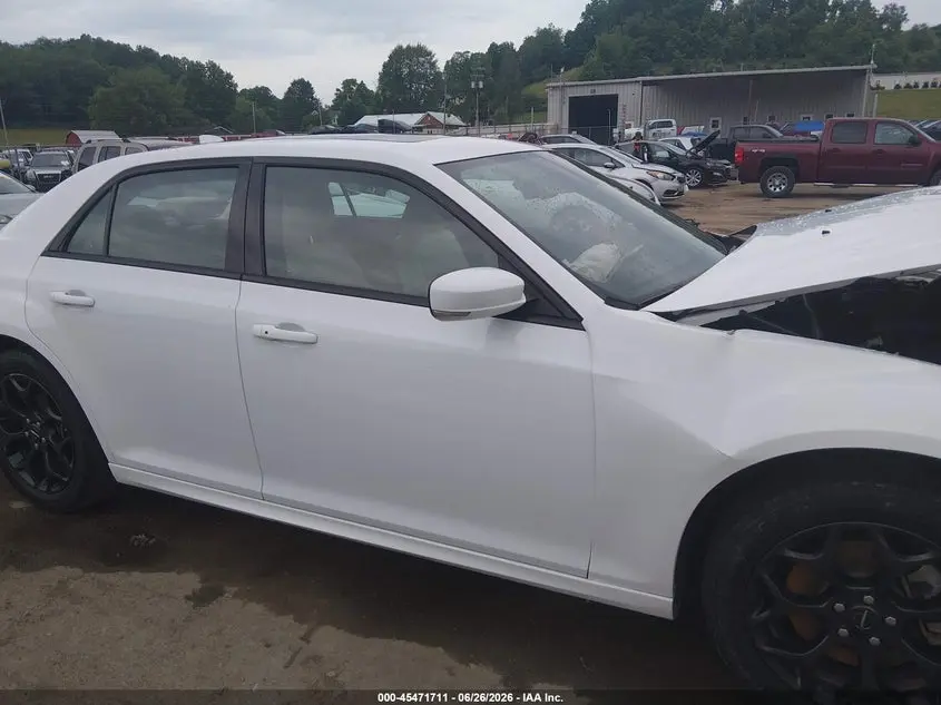 2023 CHRYSLER 300 TOURING L AWD