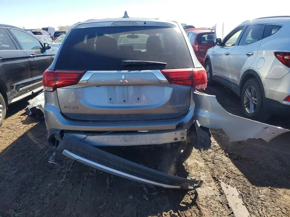 2017 MITSUBISHI OUTLANDER SE  