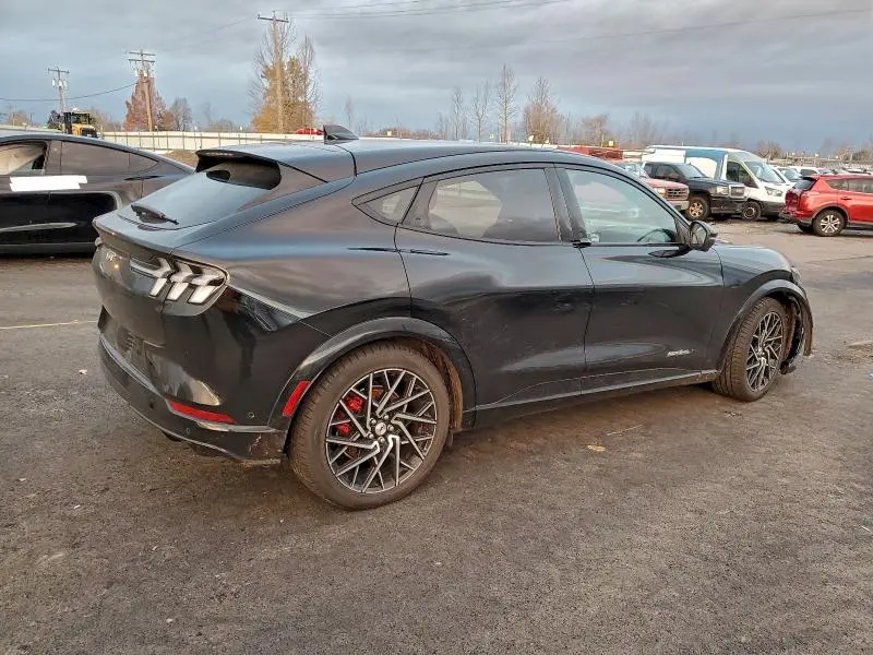 2022 FORD MUSTANG MACH-E GT  