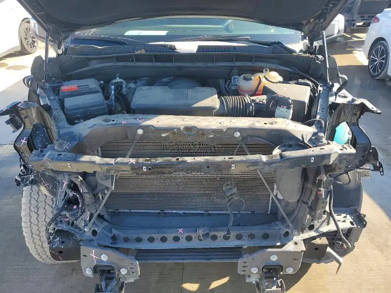 2023 GMC SIERRA K1500 SLT  