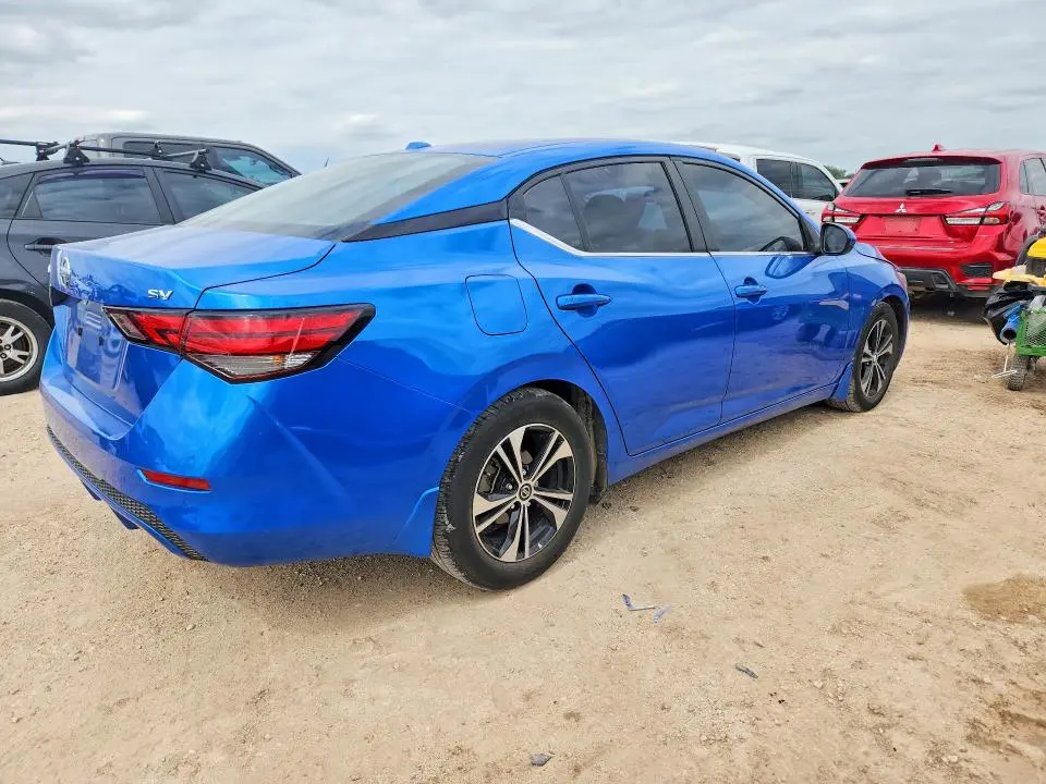 2021 NISSAN SENTRA SV  