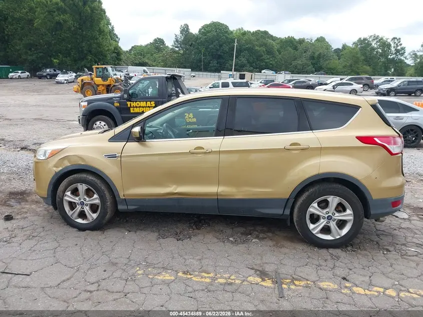 2015 FORD ESCAPE SE
