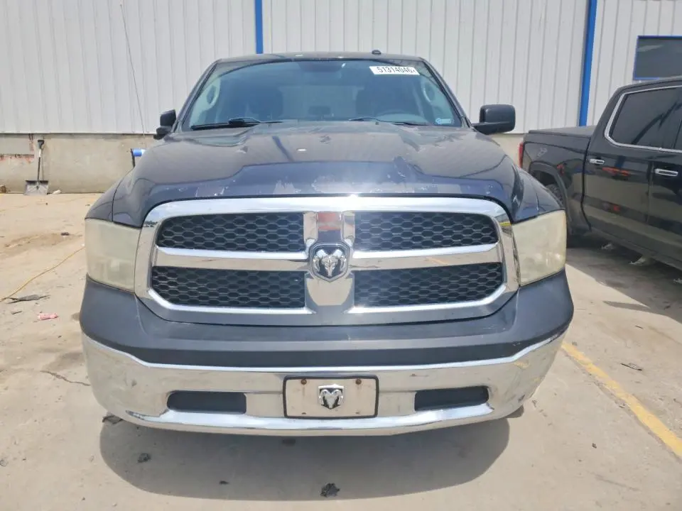 2016 RAM 1500 ST  