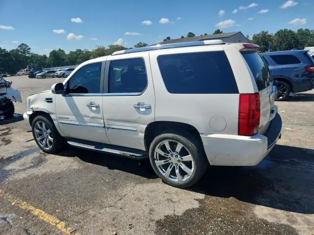 2011 CADILLAC ESCALADE   