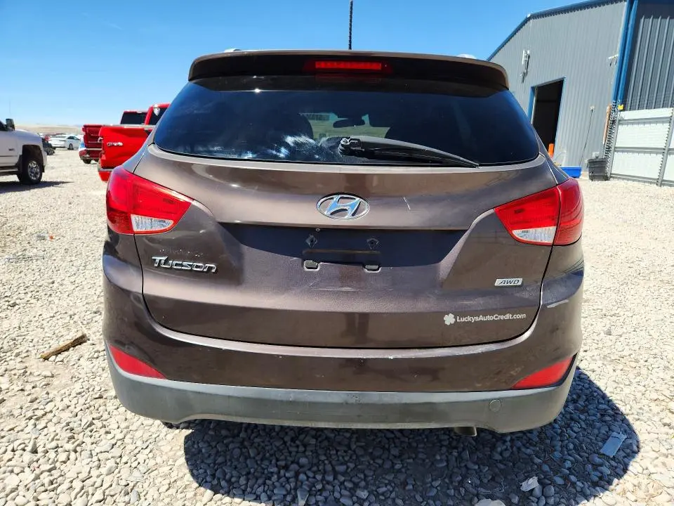 2015 HYUNDAI TUCSON SE  