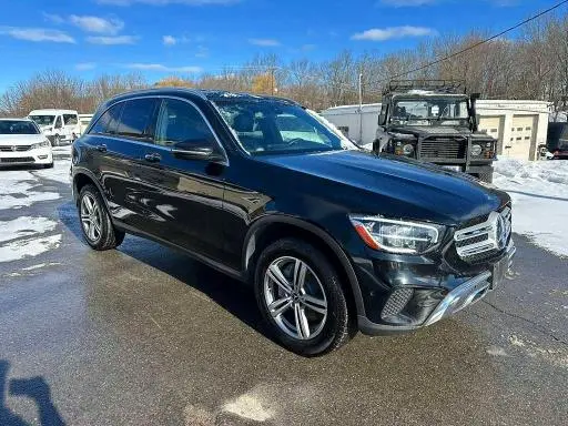 2021 MERCEDES-BENZ GLC 300  
