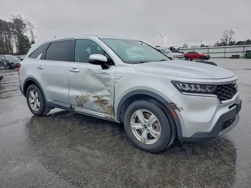 2021 KIA SORENTO LX  