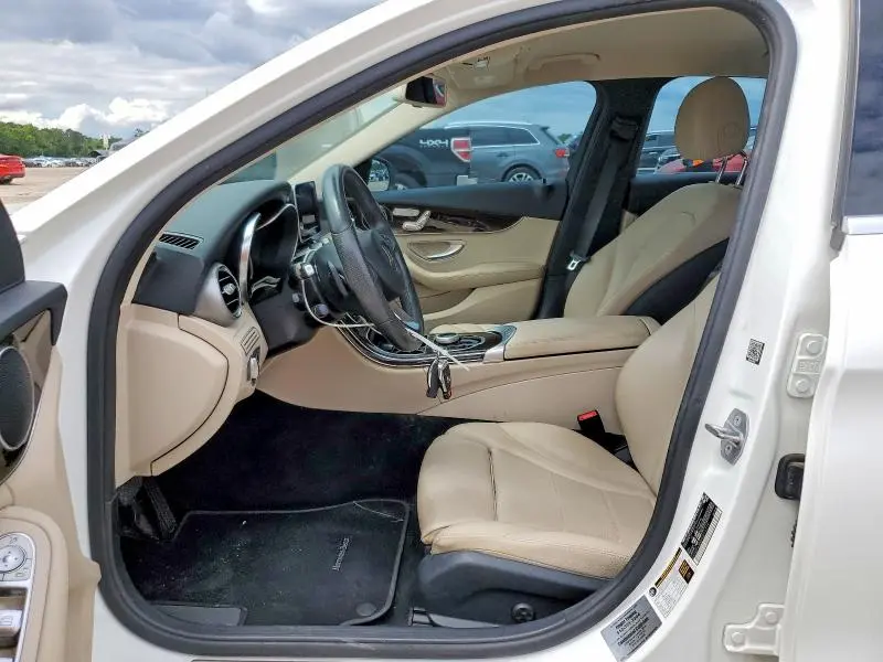 2017 MERCEDES-BENZ C 300  