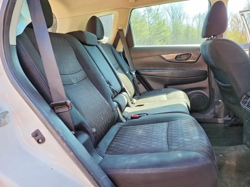2019 NISSAN ROGUE S  