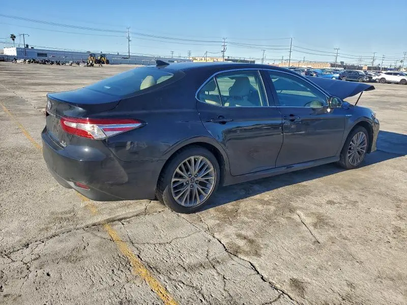 2019 TOYOTA CAMRY HYBRID  