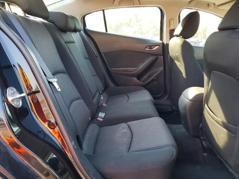 2016 MAZDA 3 TOURING  