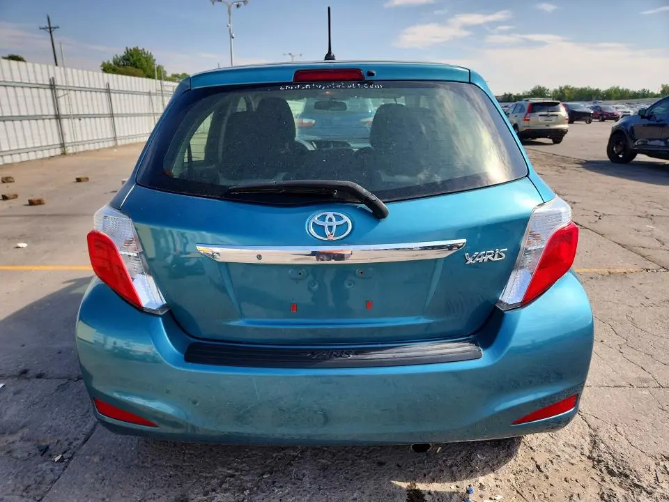 2012 TOYOTA YARIS 5-DOOR L  