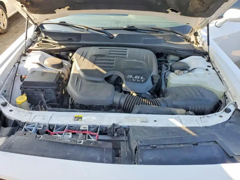 2014 DODGE CHALLENGER SXT  