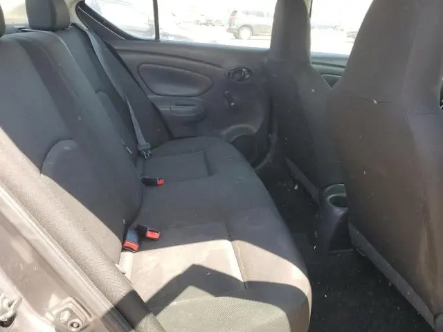 2017 NISSAN VERSA S  