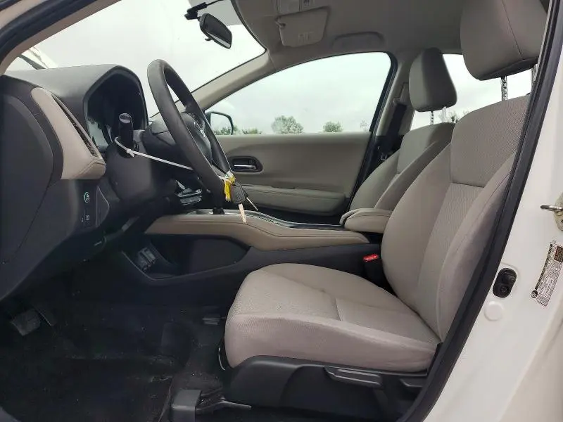 2017 HONDA HR-V LX  