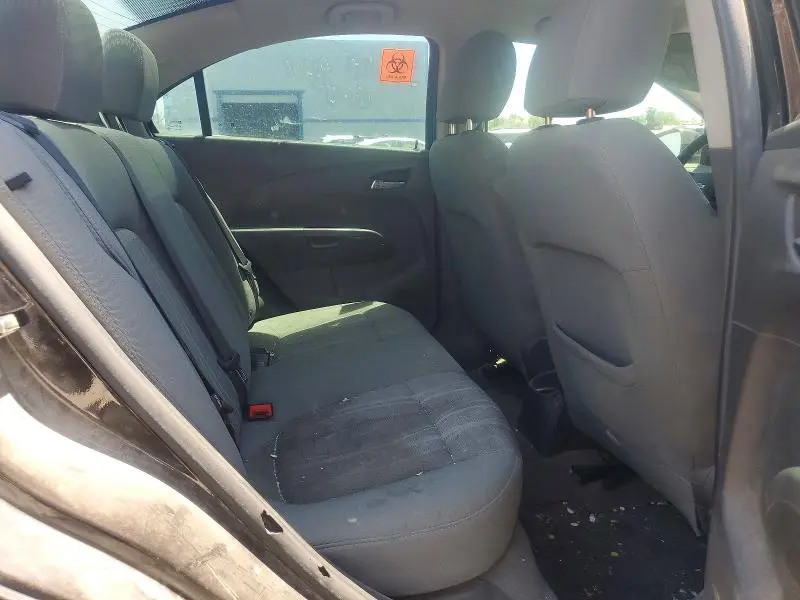 2016 CHEVROLET SONIC LT  