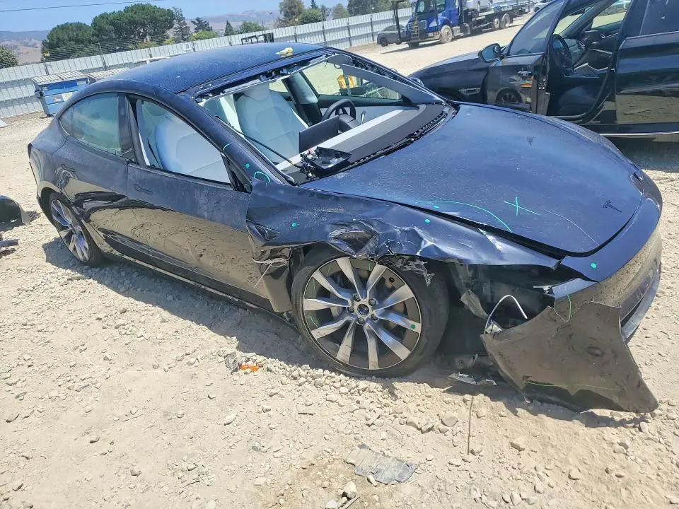 2026 TESLA MODEL 3   