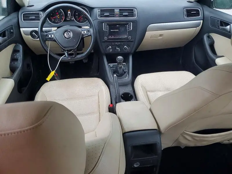 2018 VOLKSWAGEN JETTA SE  