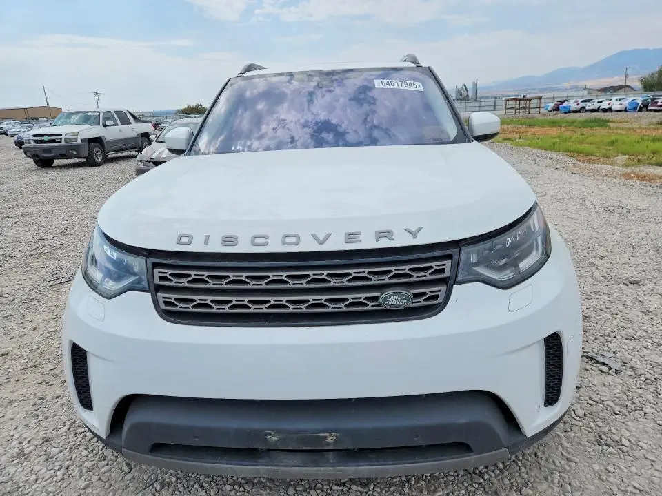 2017 LAND ROVER DISCOVERY SE  