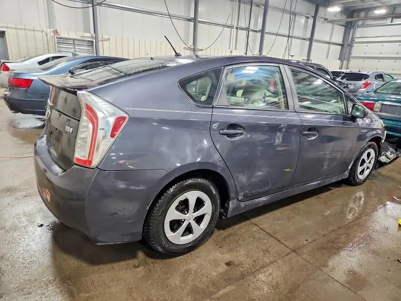 2013 TOYOTA PRIUS   