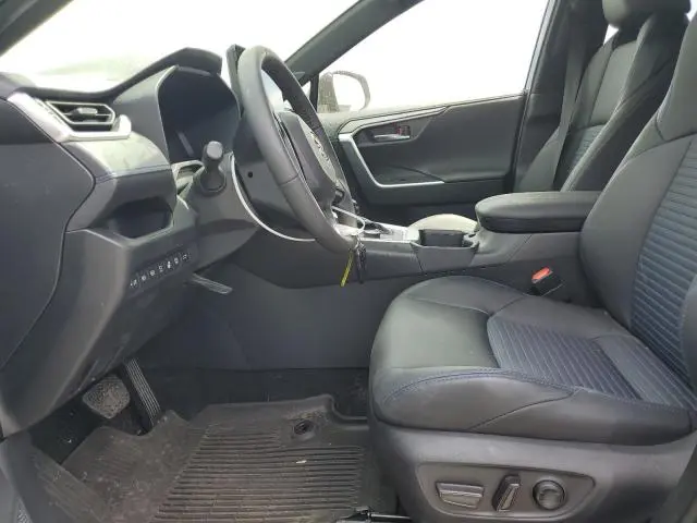 2025 TOYOTA RAV4 XSE  