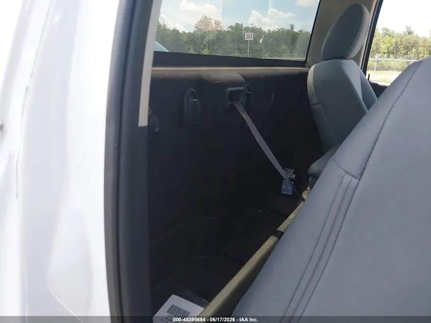 2017 RAM 1500 TRADESMAN  4X2 8' BOX