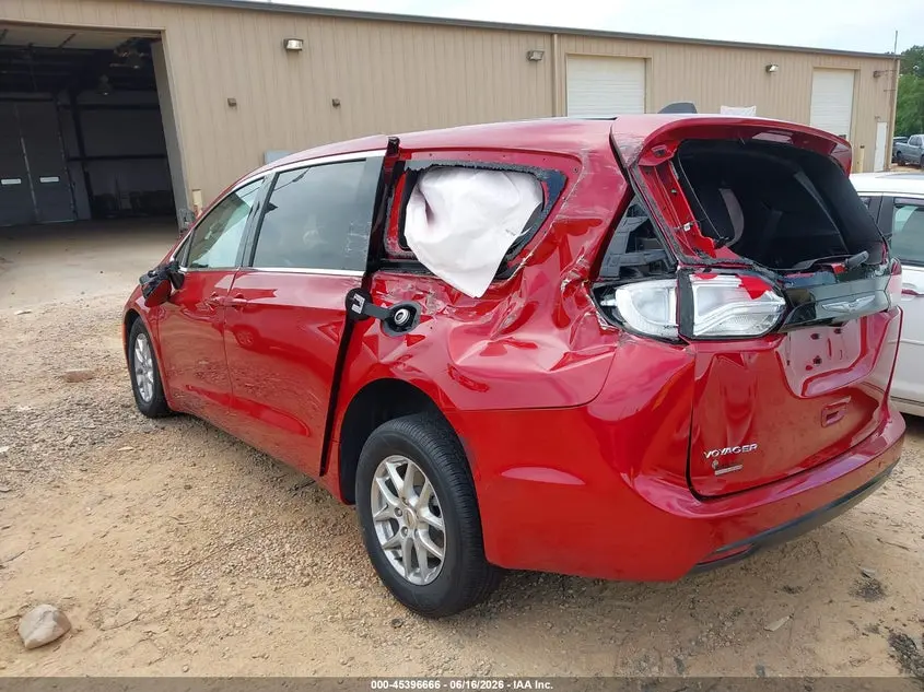 2025 CHRYSLER VOYAGER LX