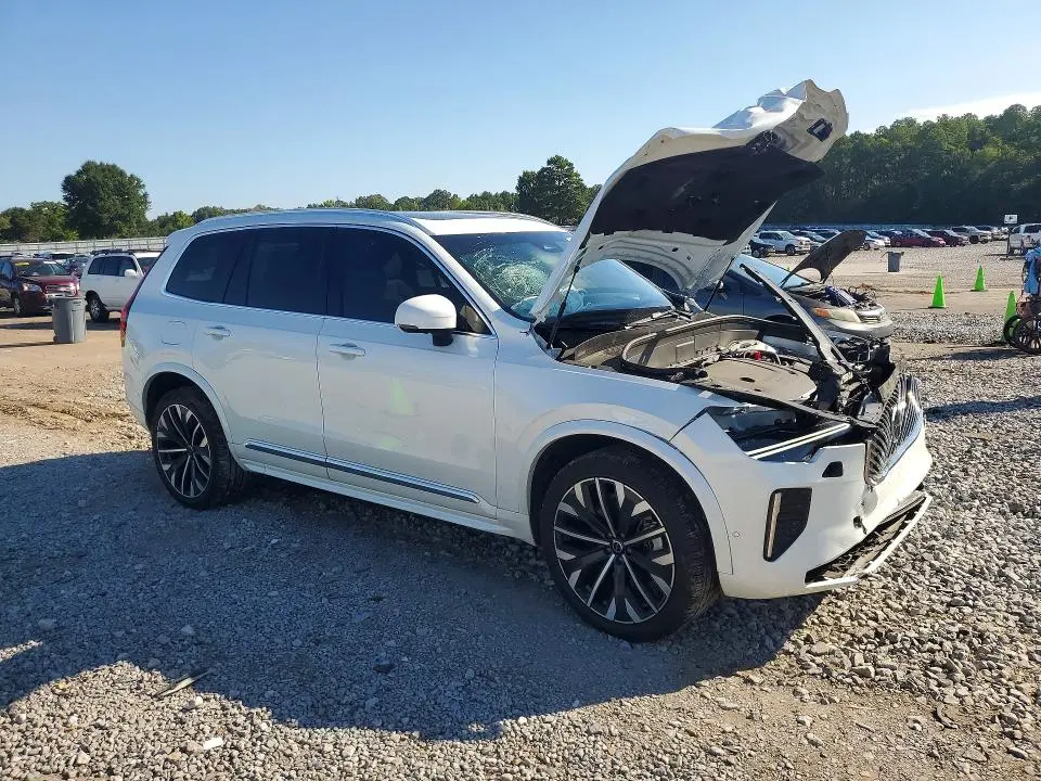 2026 VOLVO XC90 ULTRA  