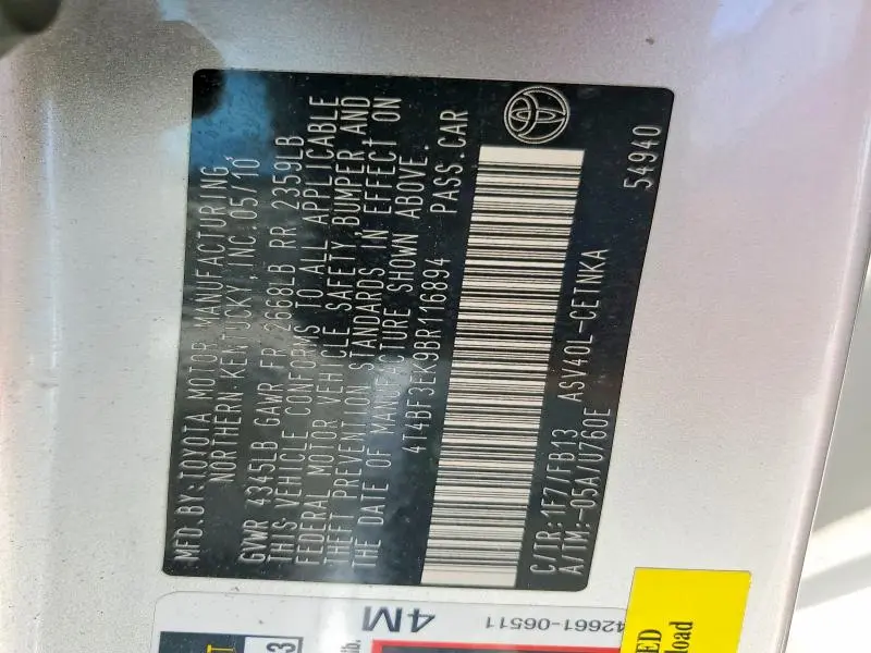 2011 TOYOTA CAMRY LE  