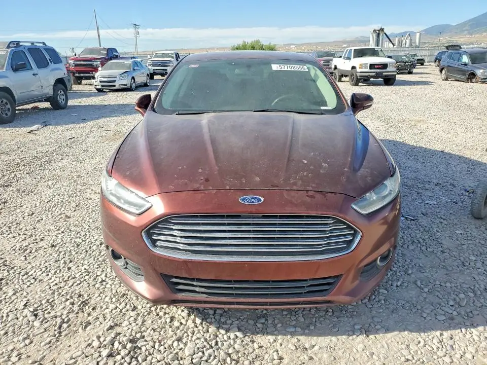 2016 FORD FUSION SE  