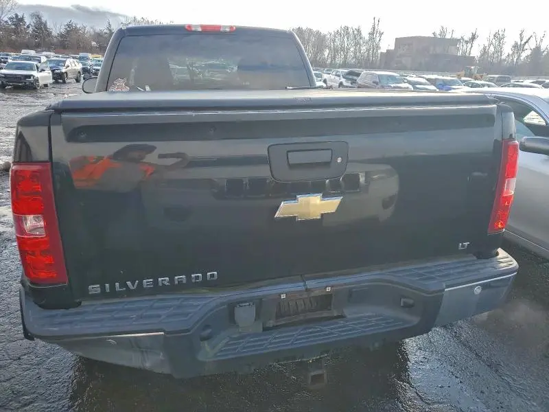 2011 CHEVROLET SILVERADO K1500 LT  