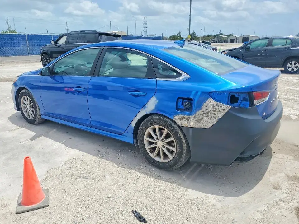 2018 HYUNDAI SONATA SE  