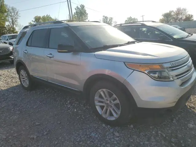 2011 FORD EXPLORER XLT  
