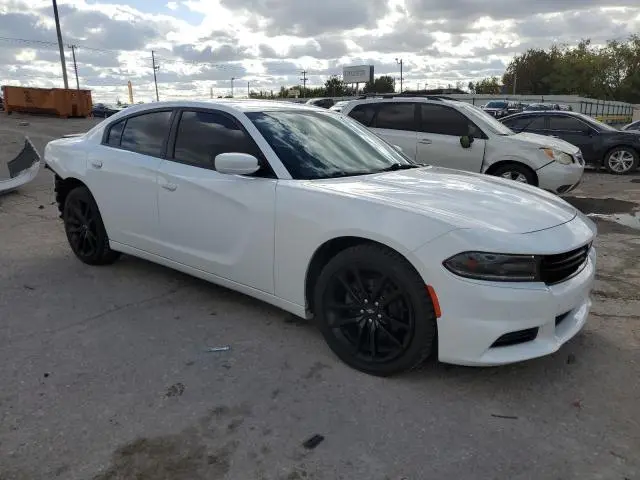 2019 DODGE CHARGER SXT  