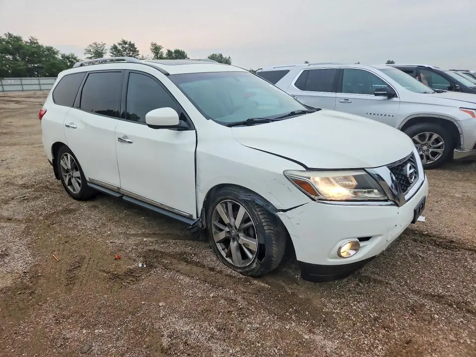 2014 NISSAN PATHFINDER S  