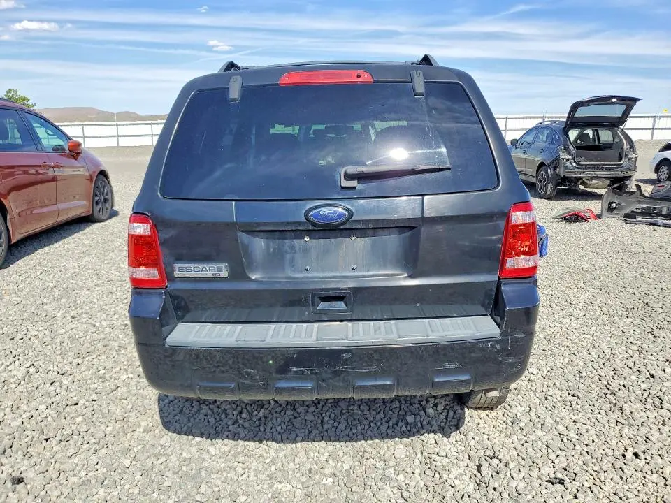 2010 FORD ESCAPE XLT  