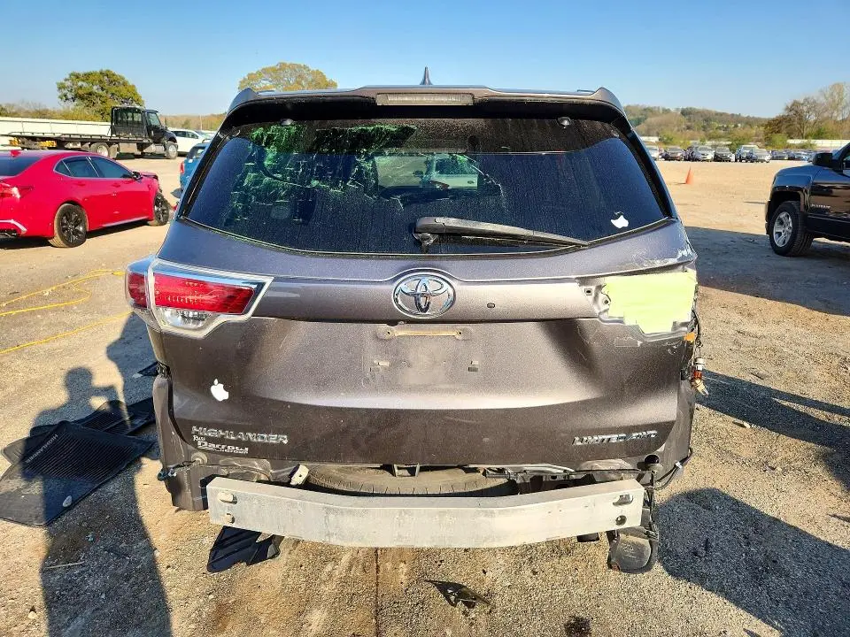 2015 TOYOTA HIGHLANDER LIMITED  